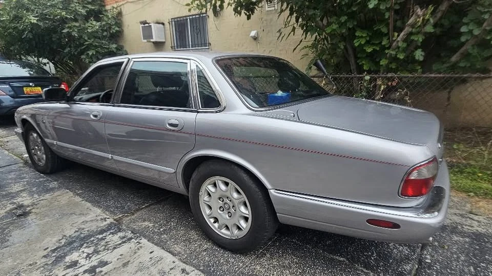 2000 Jaguar X308 XJ - Image 4 of 10