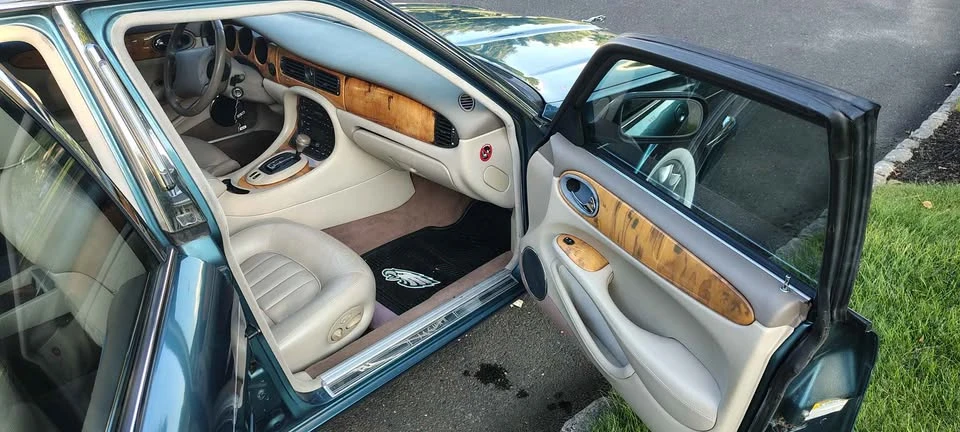 2000 Jaguar X308 XJ - Image 11 of 18