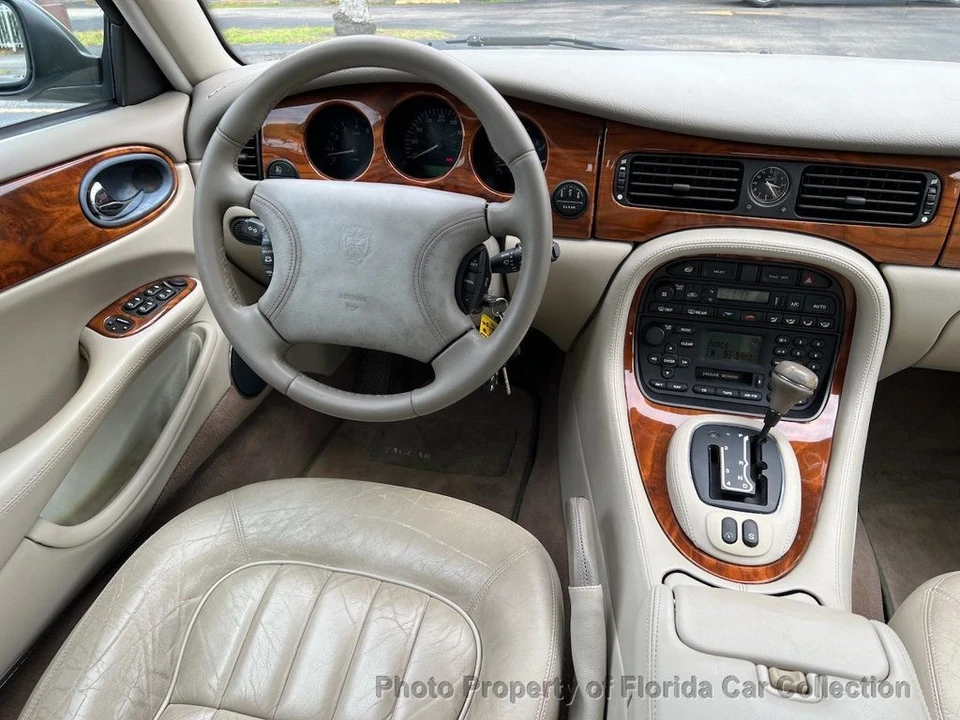 2000 Jaguar X308 XJ - Image 11 of 12