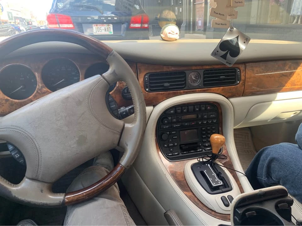 2000 Jaguar X308 XJR - Image 9 of 11