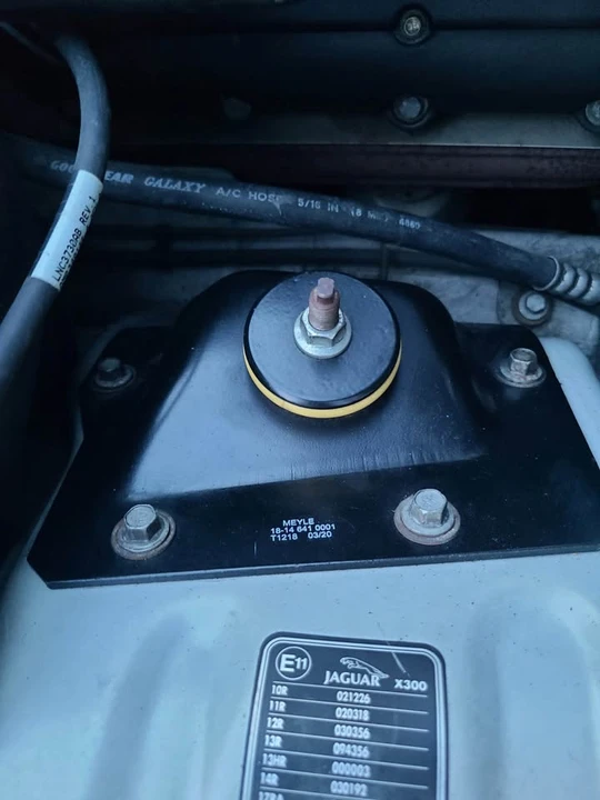 2000 Jaguar X308 XJ - Image 4 of 10