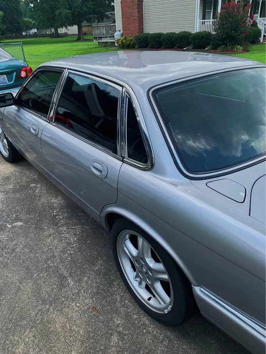 2000 Jaguar X308 XJR - Image 9 of 9