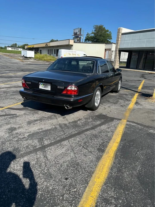 2000 Jaguar X308 XJR - Image 3 of 9