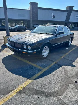 2000 Jaguar XJ XJR Sedan 4D