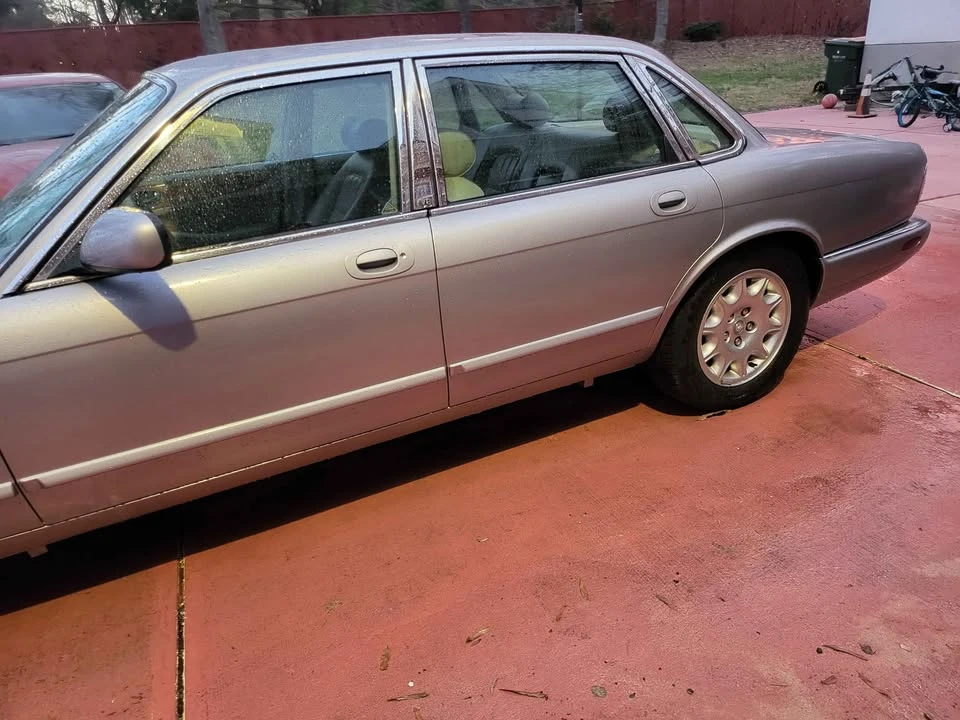 2000 Jaguar X308 XJ - Image 3 of 10