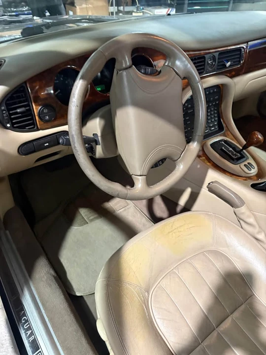 2000 Jaguar X308 XJ - Image 8 of 10