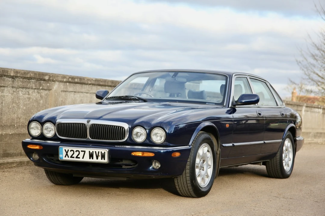 2000 Jaguar X308 XJ - Image 15 of 30