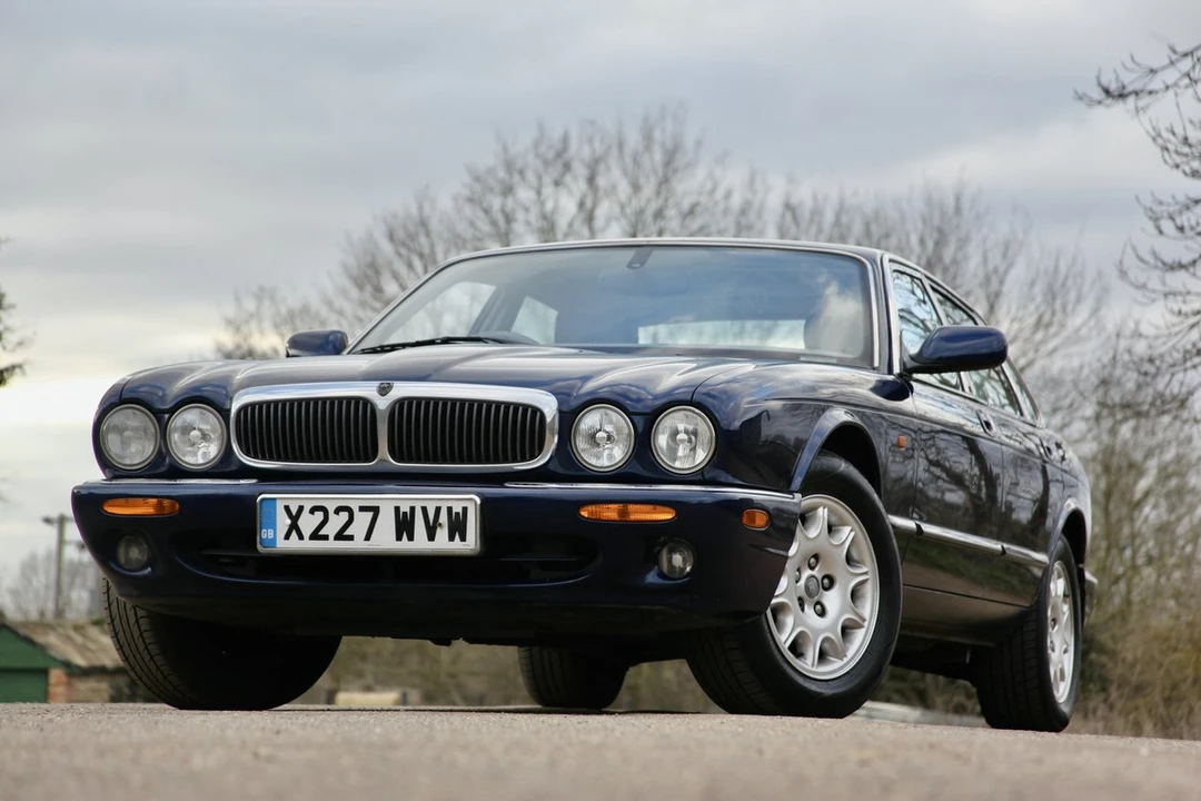 2000 Jaguar X308 XJ - Image 5 of 30