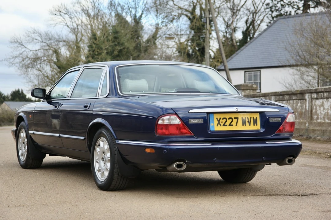 2000 Jaguar X308 XJ - Image 19 of 30