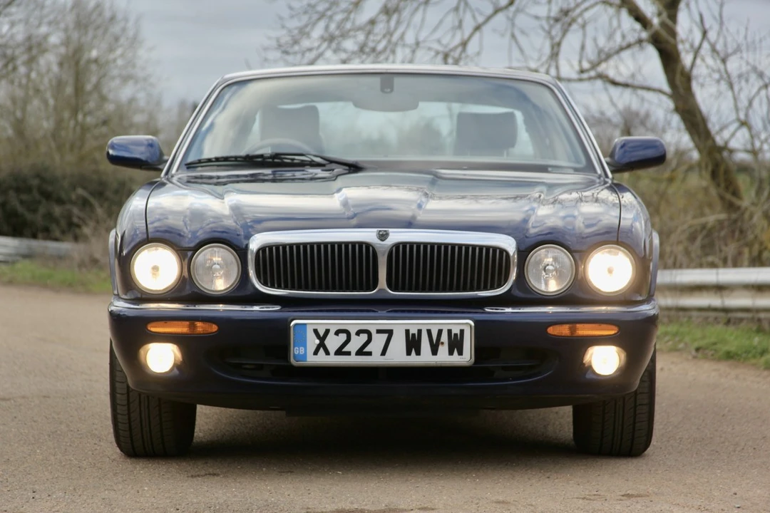 2000 Jaguar X308 XJ - Image 6 of 30