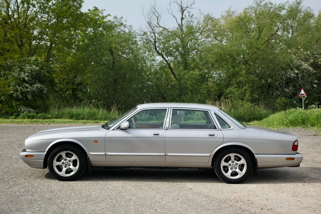 2000 Jaguar X308 XJ - Image 23 of 30