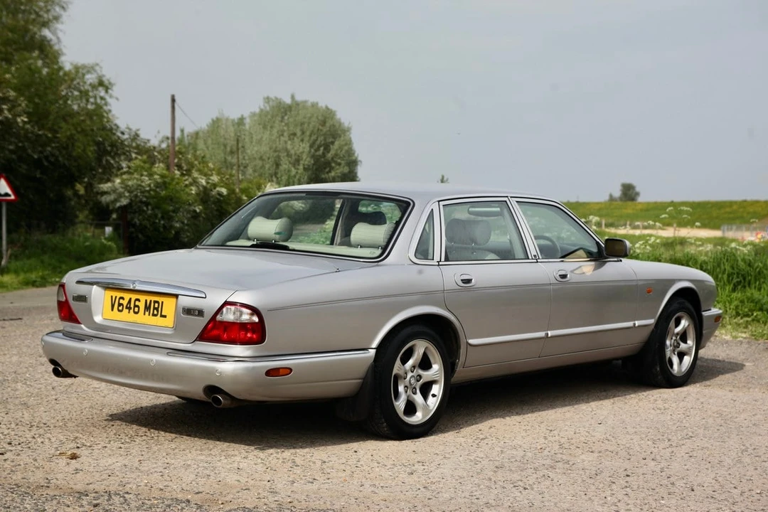 2000 Jaguar X308 XJ - Image 14 of 30