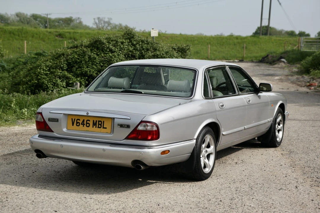 2000 Jaguar X308 XJ - Image 16 of 30