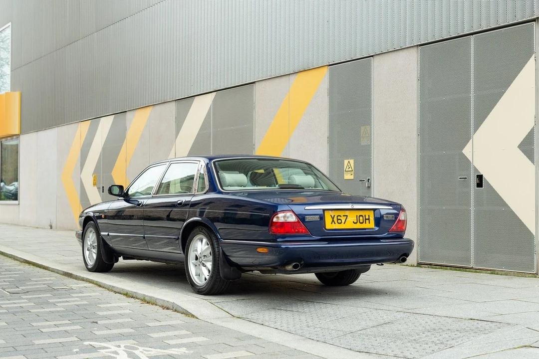 2000 Jaguar X308 XJ - Image 16 of 30