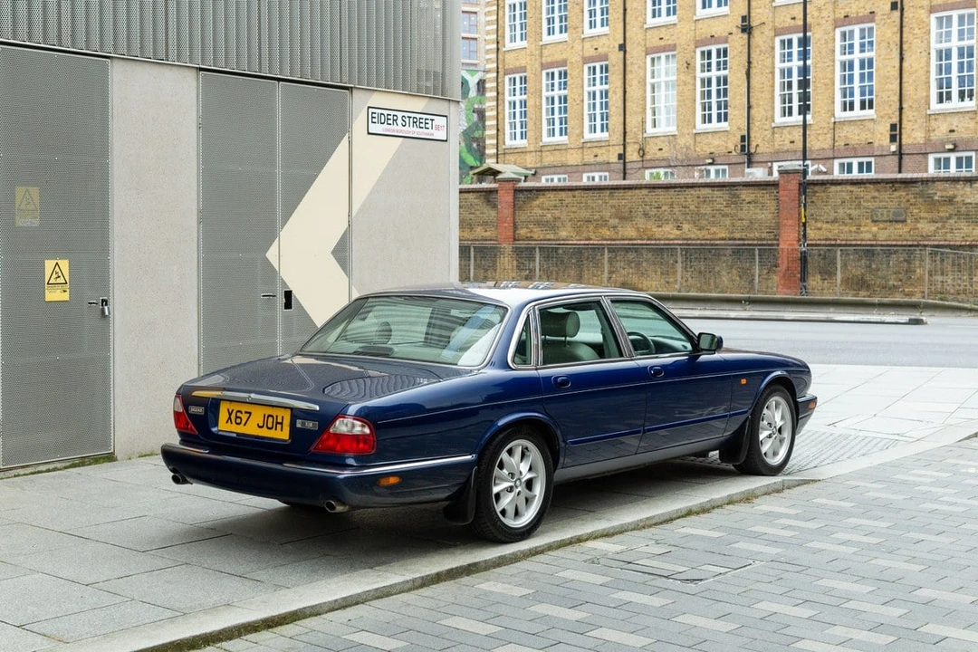 2000 Jaguar X308 XJ - Image 7 of 30