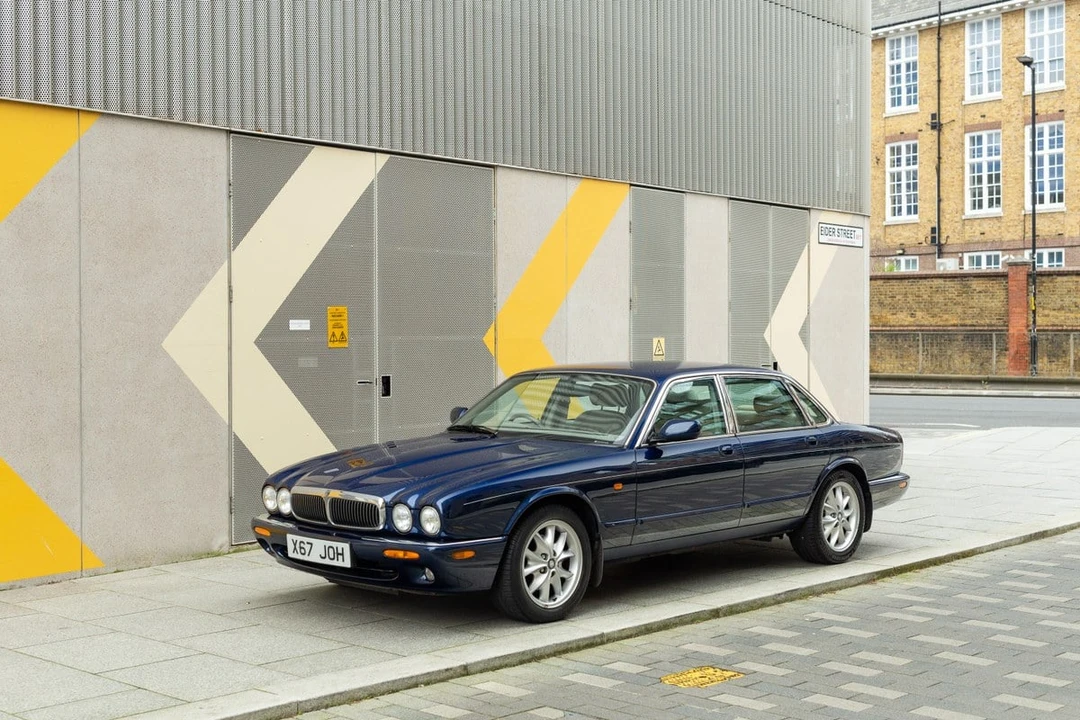 2000 Jaguar X308 XJ - Image 25 of 30