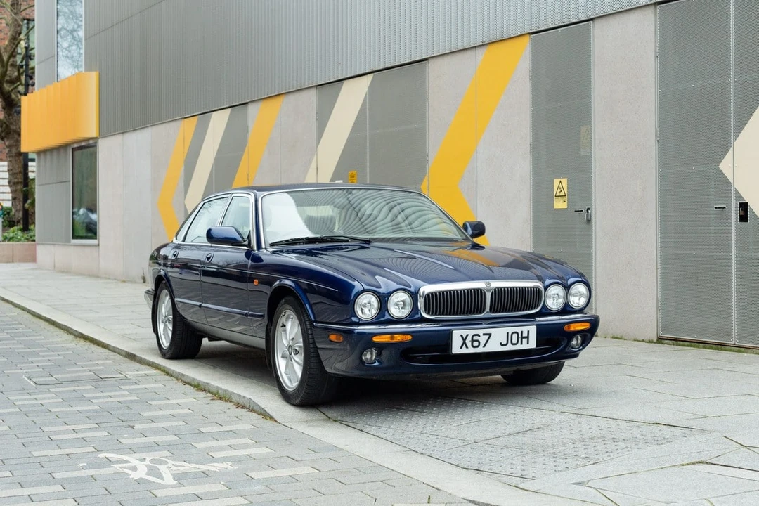 2000 Jaguar X308 XJ - Image 3 of 30