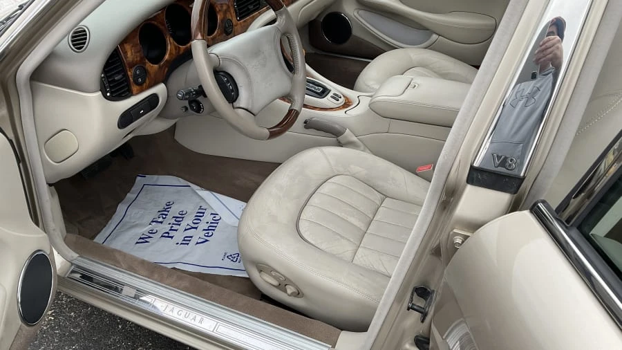 2000 Jaguar X308 XJ - Image 4 of 18