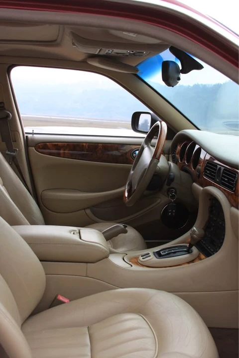 2000 Jaguar X308 XJ - Image 16 of 18