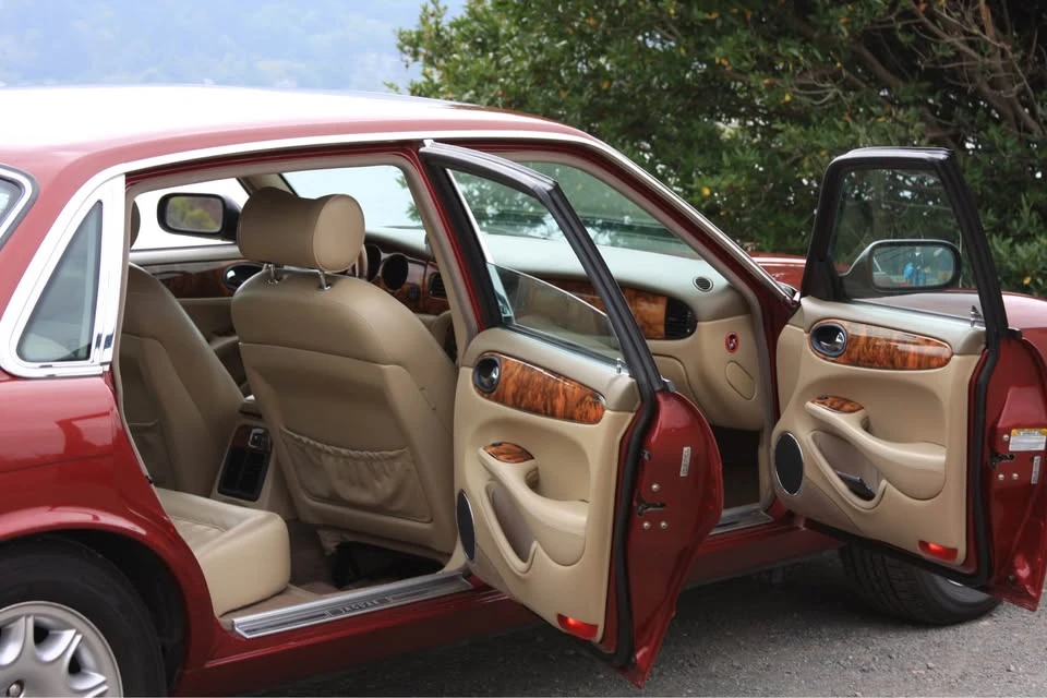 2000 Jaguar X308 XJ - Image 11 of 18