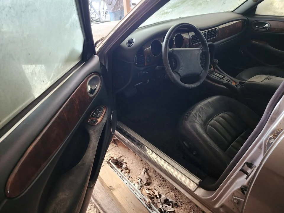2000 Jaguar X308 XJ - Image 13 of 16