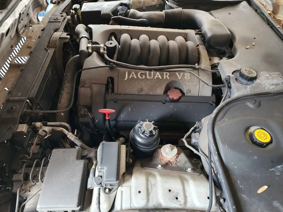 2000 Jaguar X308 XJ - Image 11 of 16