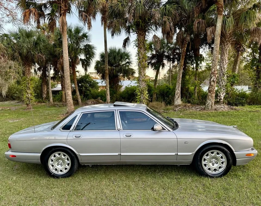 2000 Jaguar X308 XJ - Image 4 of 13