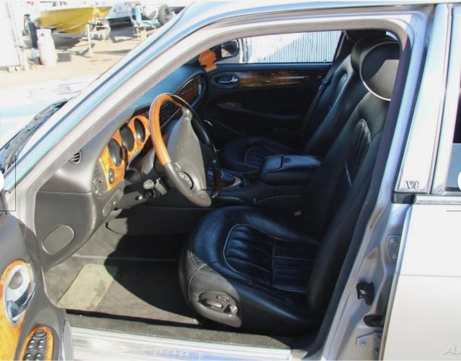 2000 Jaguar X308 XJ - Image 8 of 9