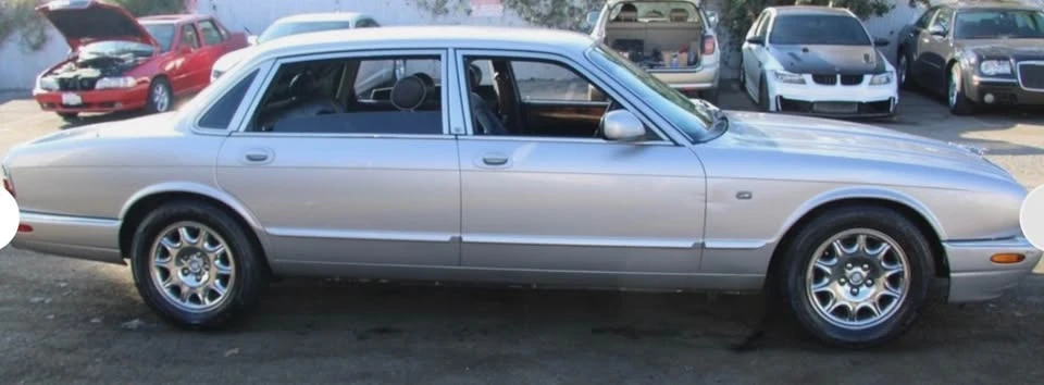 2000 Jaguar X308 XJ - Image 2 of 9