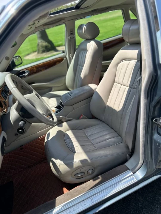 2000 Jaguar X308 XJ - Image 10 of 20
