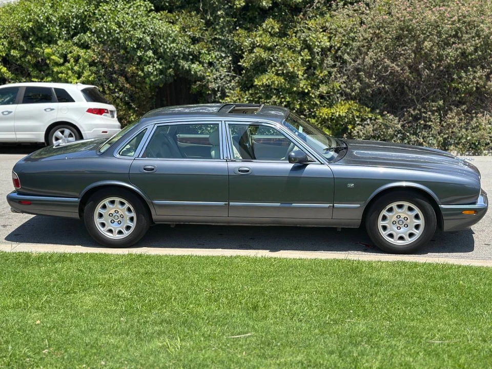 2000 Jaguar X308 XJ - Image 4 of 20