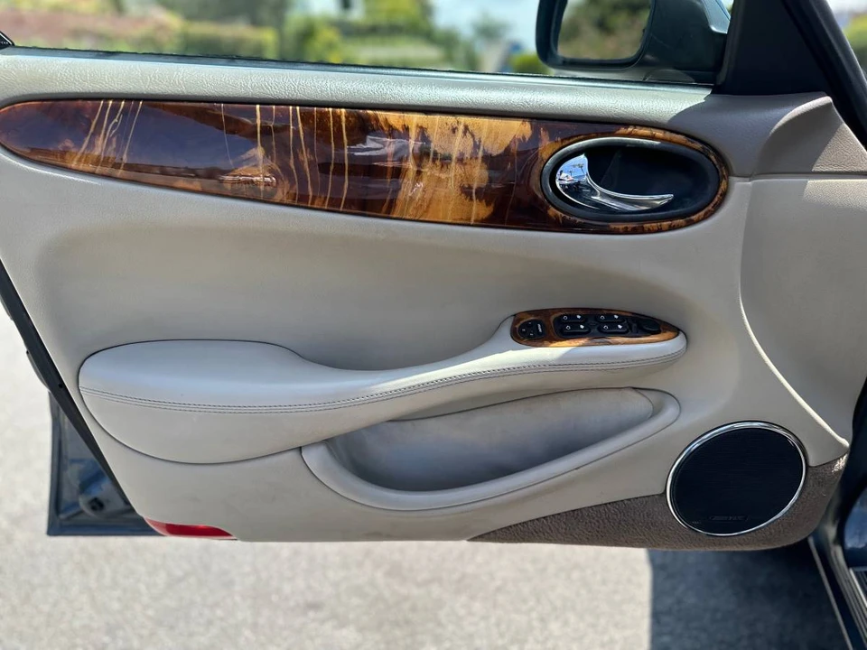 2000 Jaguar X308 XJ - Image 11 of 20