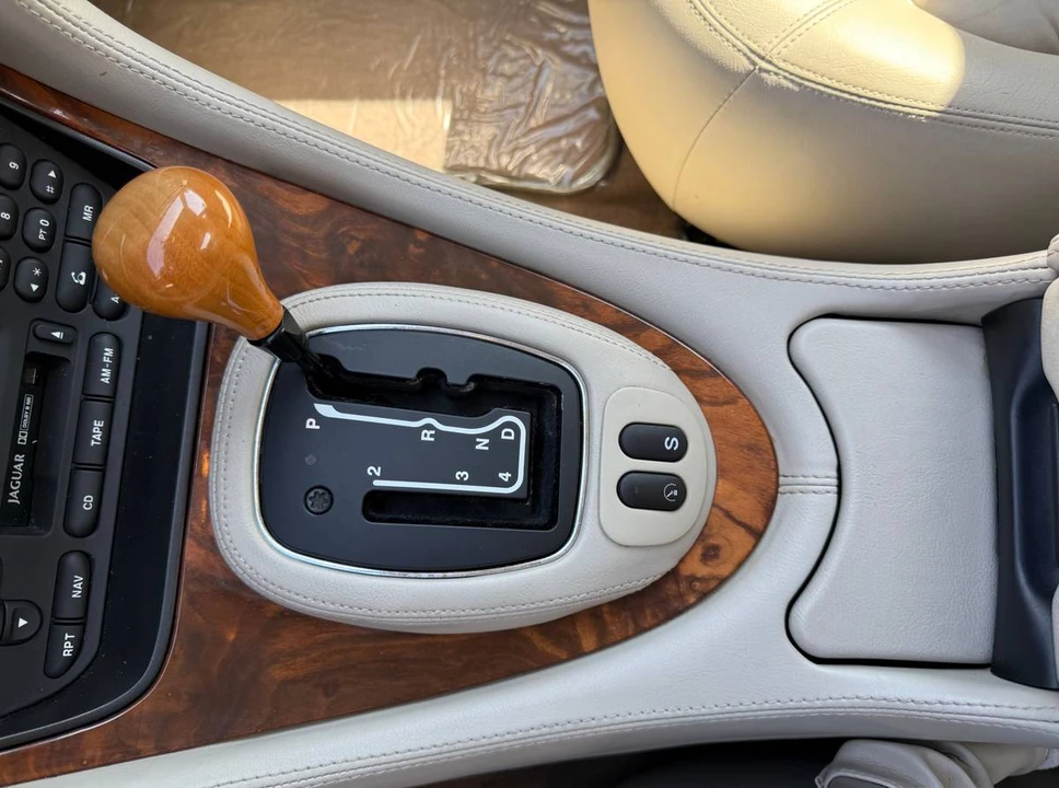 2000 Jaguar X308 XJ - Image 16 of 21