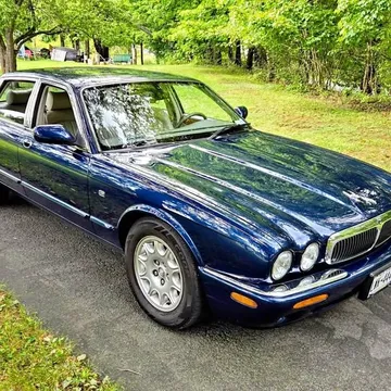 2000 Jaguar XJ8