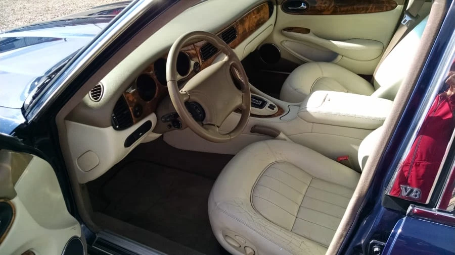 2000 Jaguar X308 XJ - Image 2 of 4