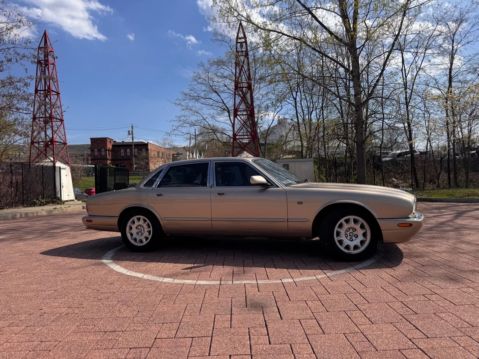 2000 Jaguar X308 XJ - Image 14 of 31
