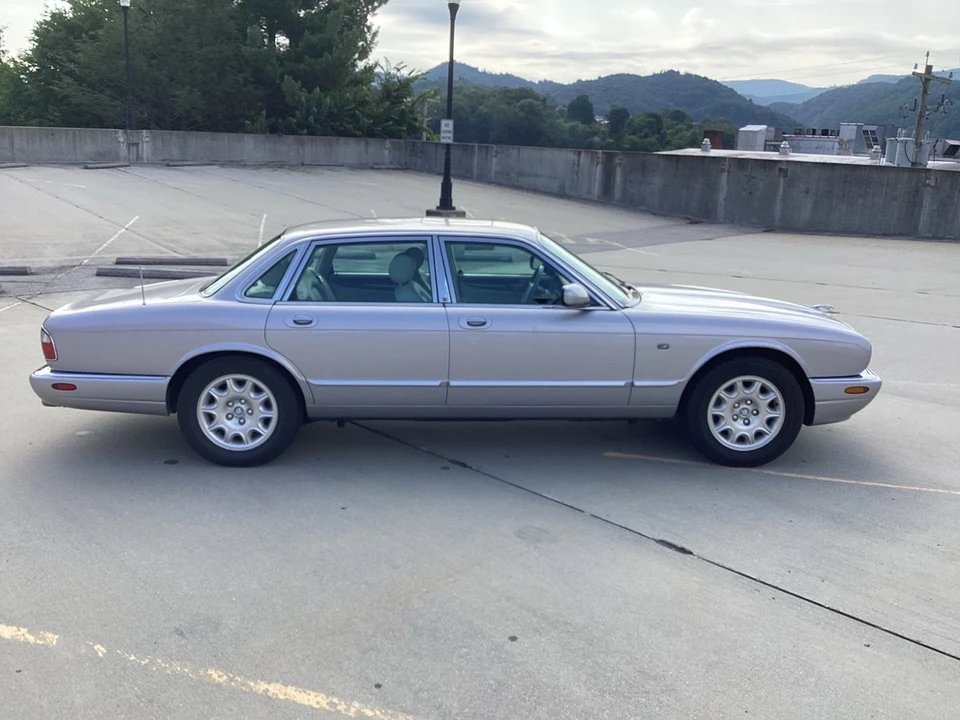 2000 Jaguar X308 XJ - Image 6 of 23