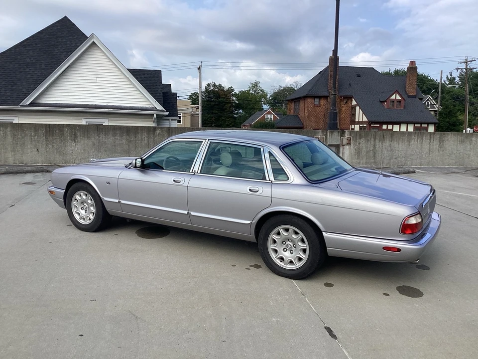 2000 Jaguar X308 XJ - Image 4 of 23