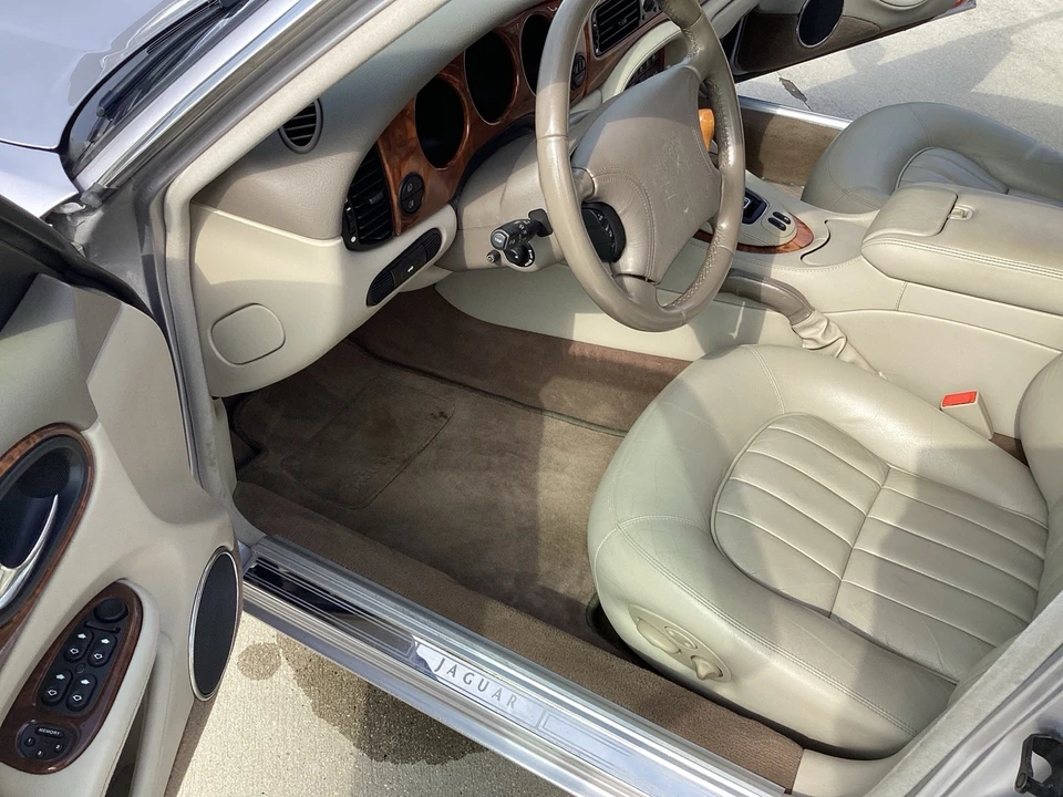2000 Jaguar X308 XJ - Image 11 of 23