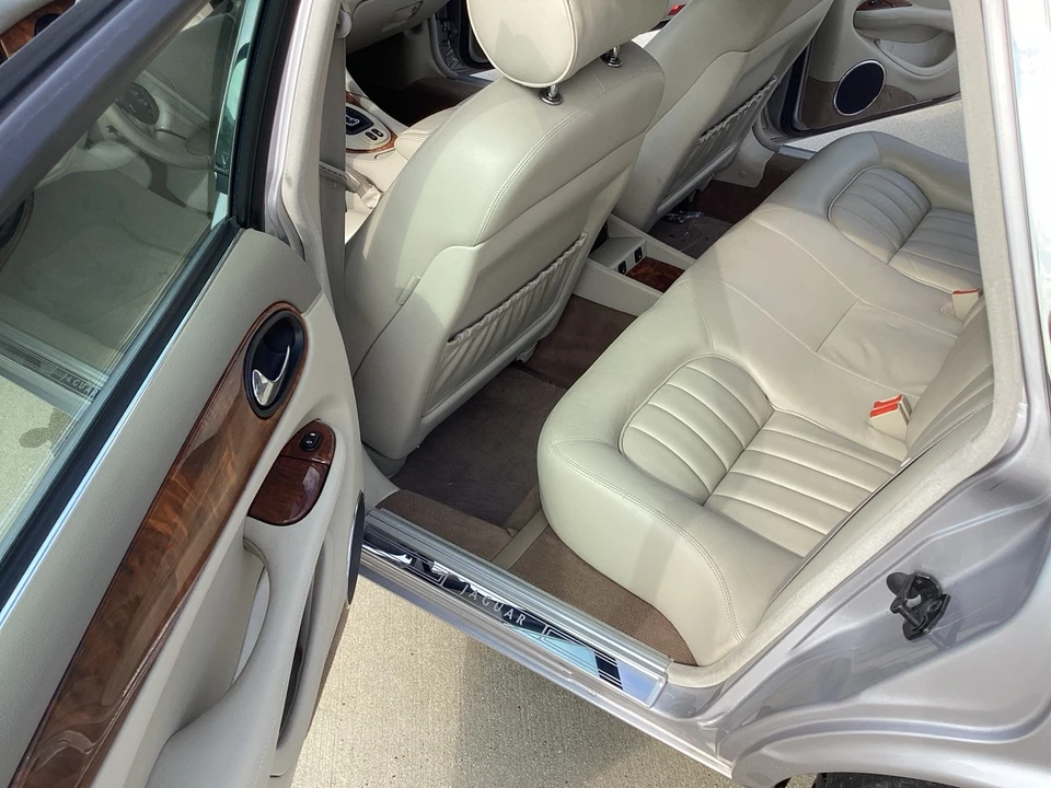 2000 Jaguar X308 XJ - Image 12 of 23