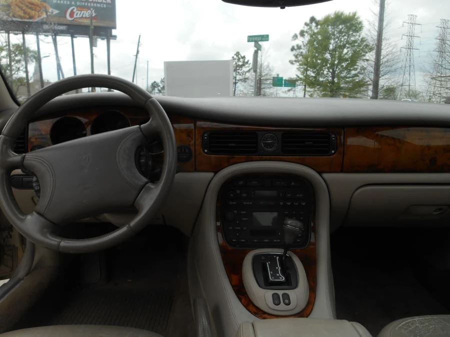 2000 Jaguar X308 XJ - Image 4 of 8