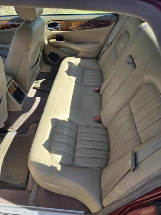 2000 Jaguar XJ Series 4 - Image 10 of 14