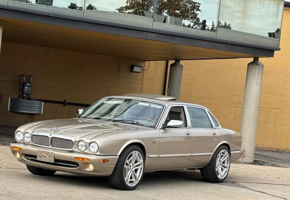 2000 Jaguar X308 XJ - Image 2 of 9