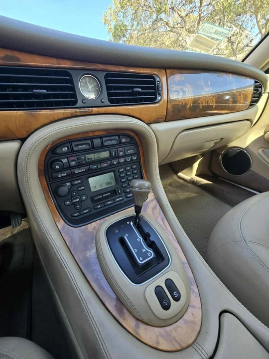 2000 Jaguar X308 XJ - Image 5 of 15