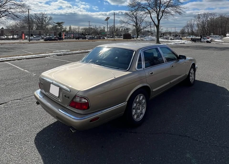2000 Jaguar X308 XJ - Image 3 of 17