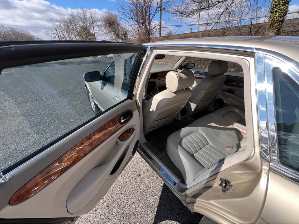 2000 Jaguar X308 XJ - Image 11 of 17