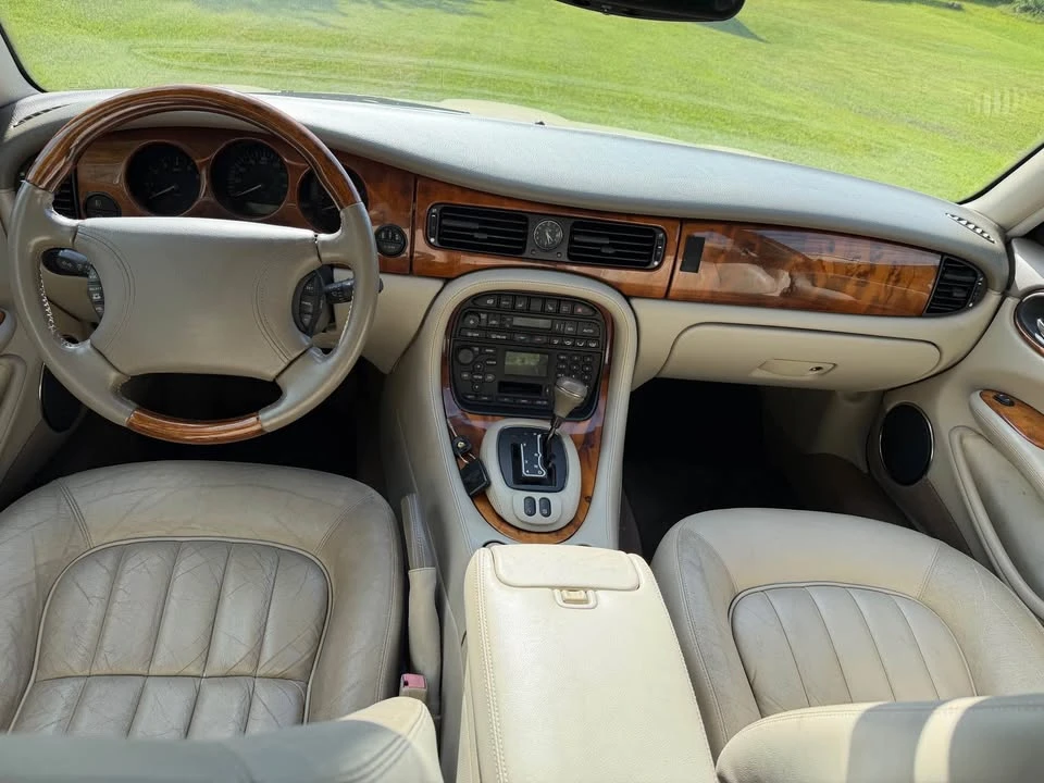 2000 Jaguar X308 XJ - Image 4 of 5
