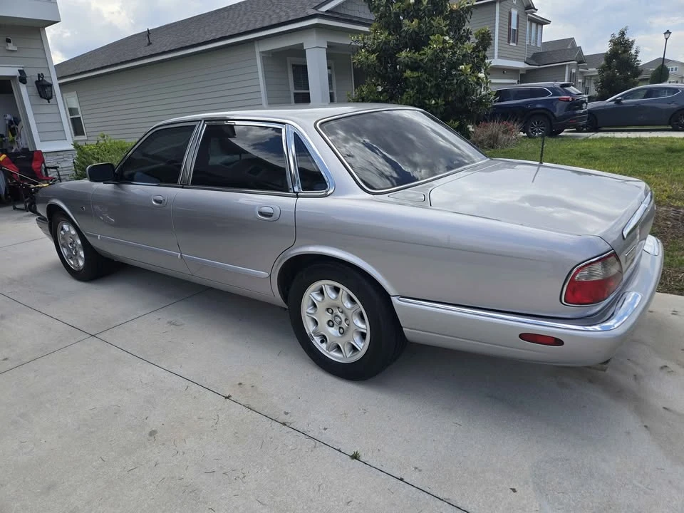 2000 Jaguar X308 XJ - Image 2 of 10