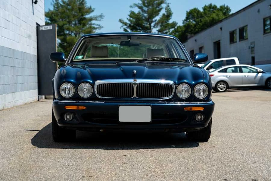 2000 Jaguar X308 XJ - Image 4 of 27