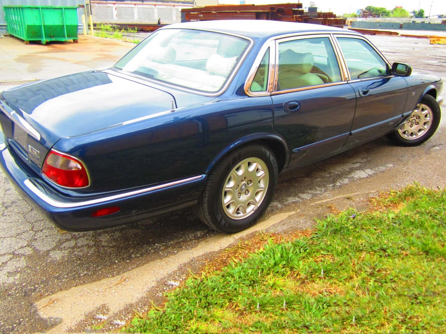 2000 Jaguar X308 XJ - Image 2 of 5